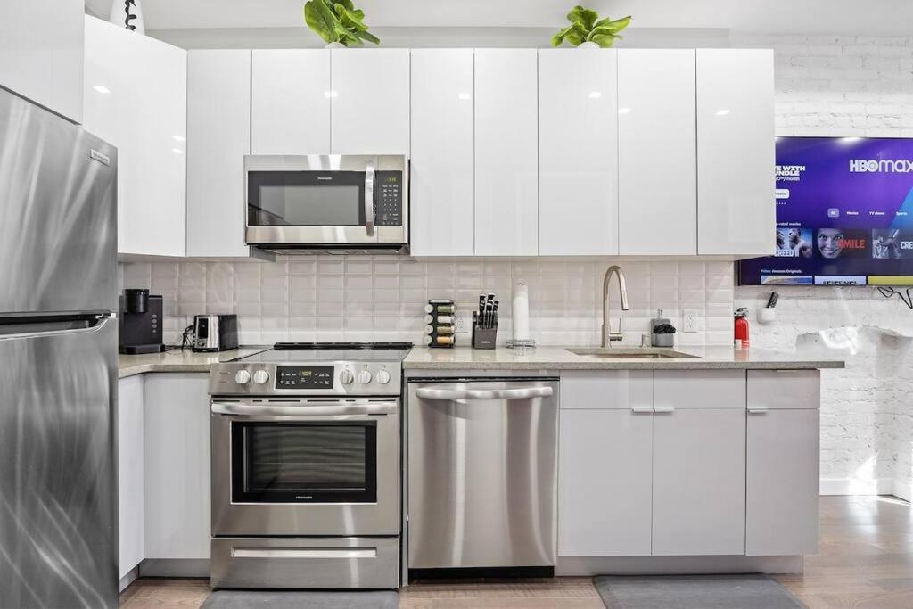 Apartament Swj 2Nd - Times Sq, Brooklyn Bridge, Lga In 15 Min Nowy Jork Zewnętrze zdjęcie